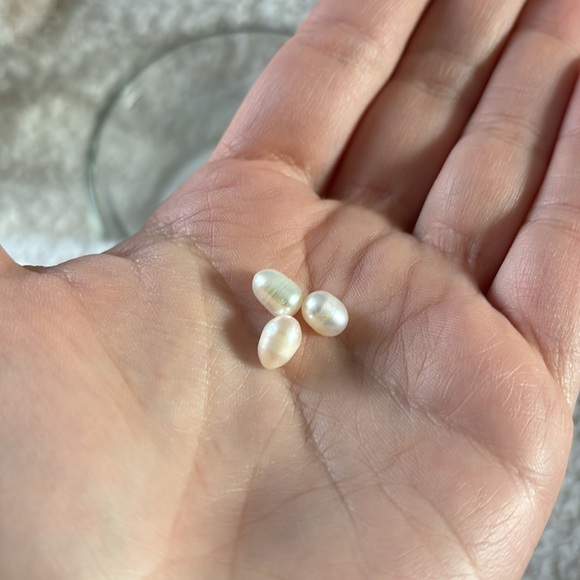 Saltwater pearls - Picture 5 of 5